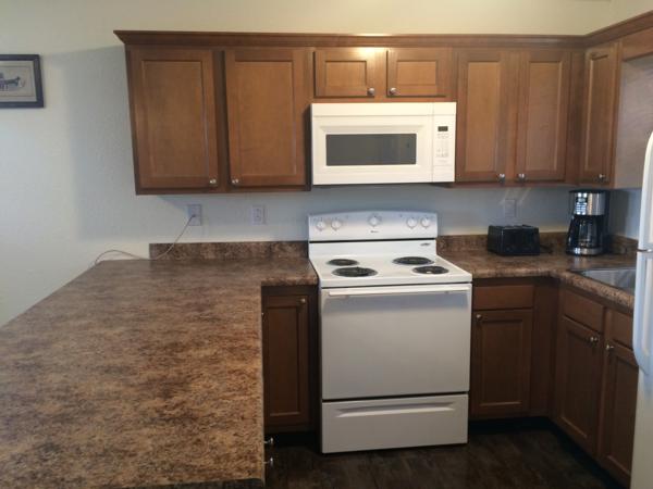 Anchor Inn and Suites Rooms